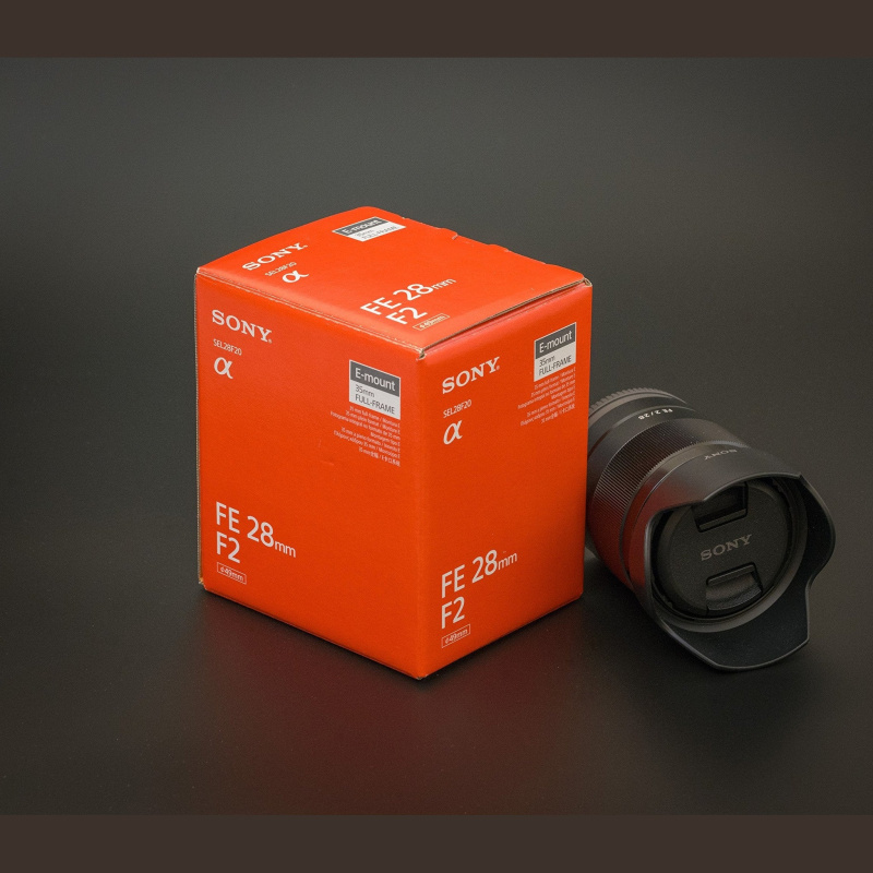 Sony FE 28mm f/2 Lens - International Version (No Warranty)