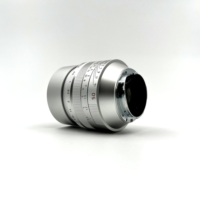 Leica 11667 Noctilux-M 50mm/f0.95 ASPH Normal Lens, Silver