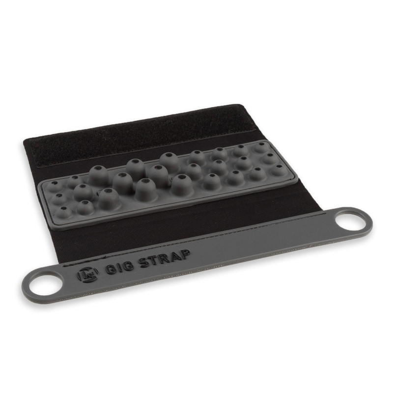 D&A Guitar Gear Gig Strap Universal Massaging Shoulder Strap Attachment, Standard Size, Fits 2-2.5 Inch Straps (GST-0300)